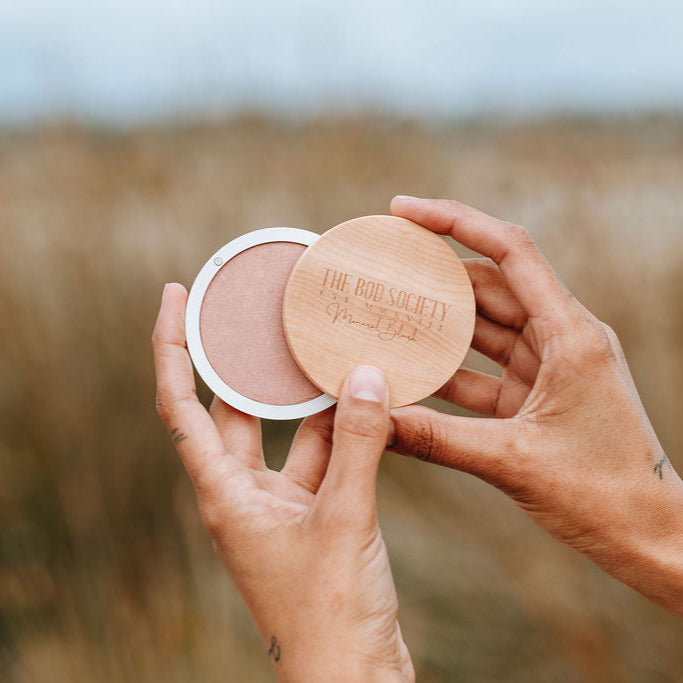 Mineral Makeup Blush | Natural, Vegan & Cruelty-free Shimmery Blush