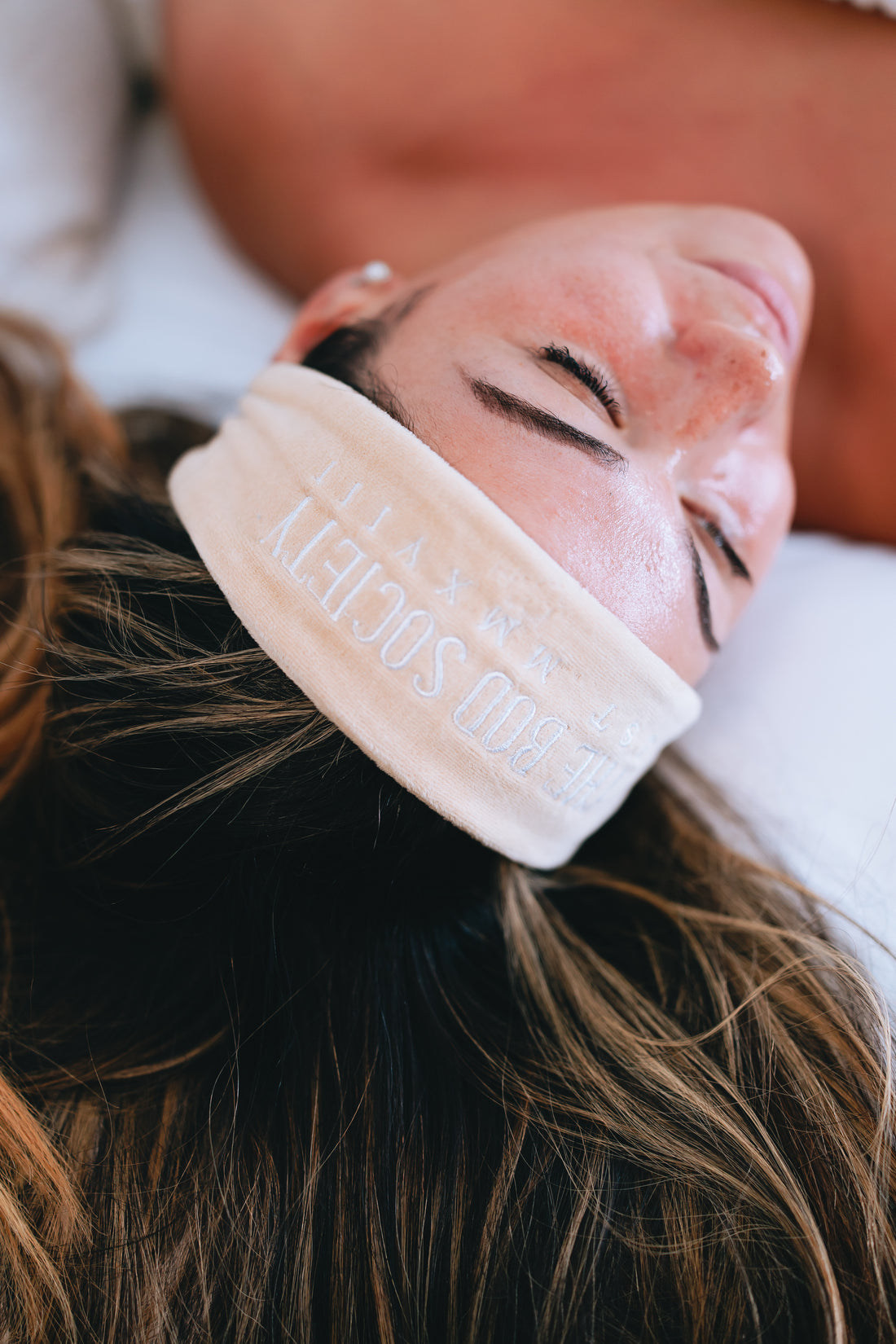 Velvet Skincare and Makeup Headband | Natural, Vegan and Cruelty-free Skincare