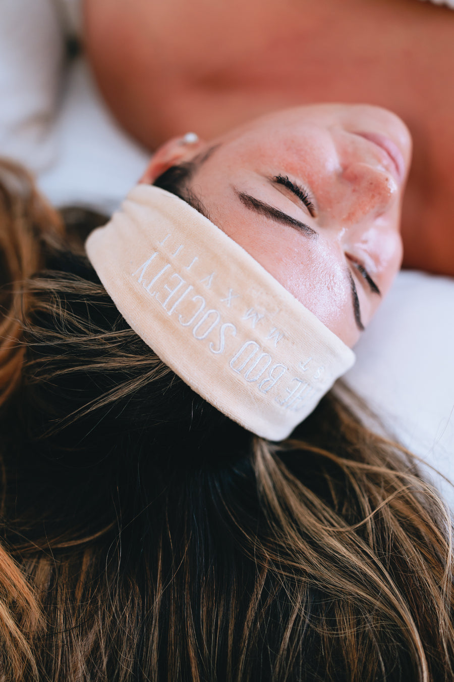 Velvet Skincare and Makeup Headband | Natural, Vegan and Cruelty-free Skincare